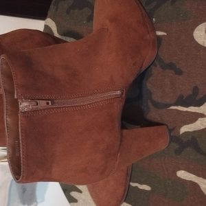 Women's Brown Suede Ankle boots